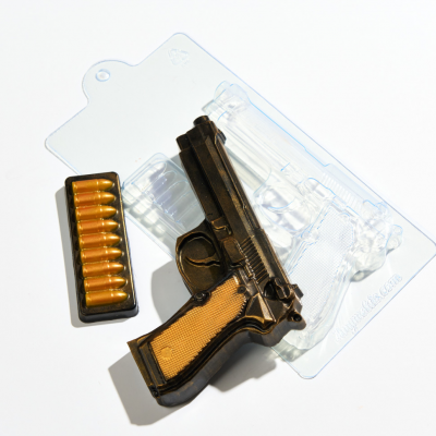 Пластиковая форма Пистолет и патронташ